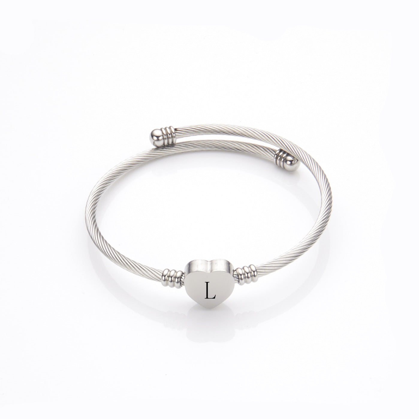 Pulsera ajustable abierta con alambre de acero inoxidable y letra o corazón con acabado pulido