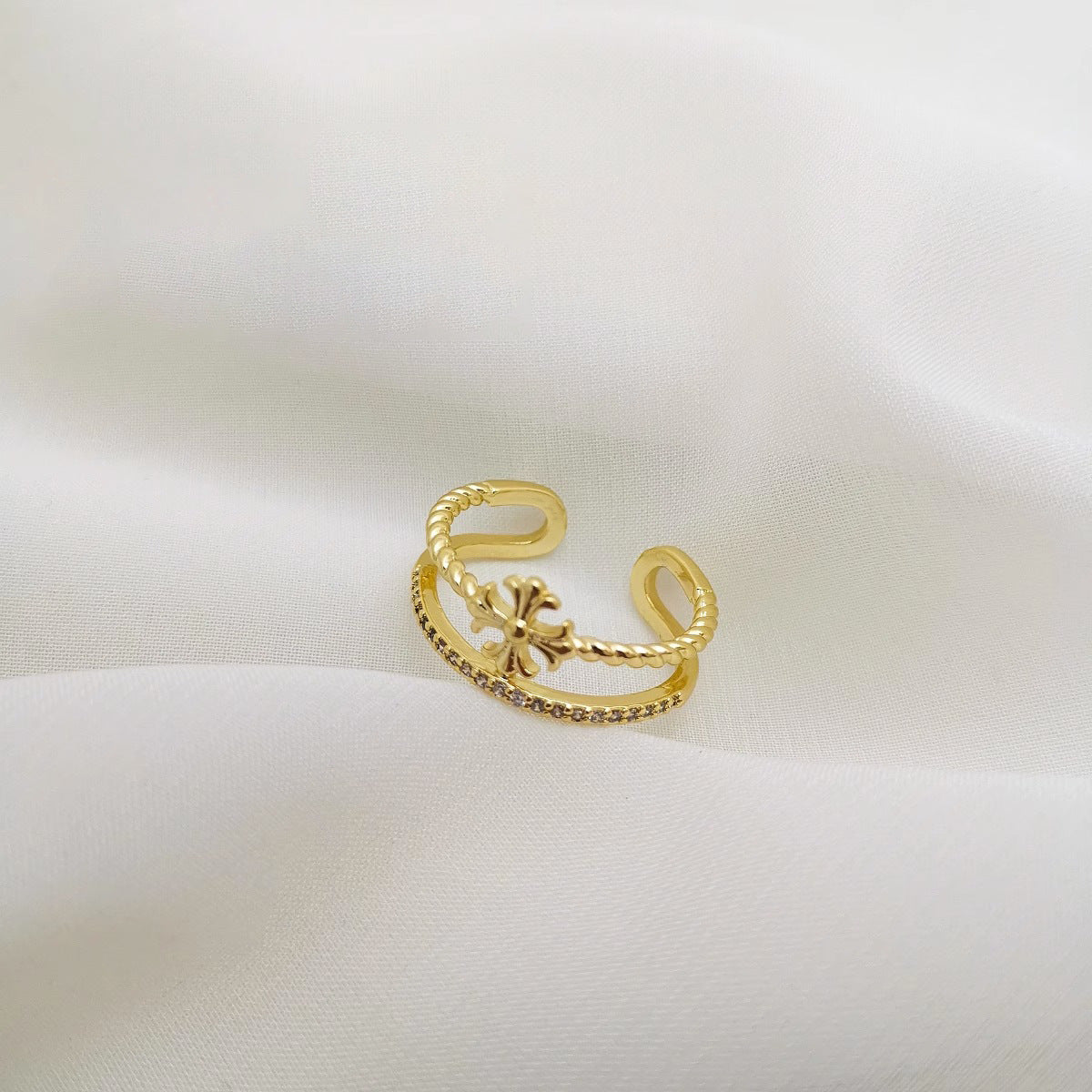 Minimalist Double-Layer C-Shaped Open Ring with Floral Motif in Gold-Plated Copper for Women
