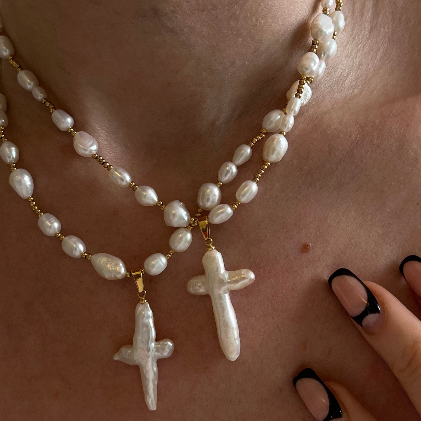 Vintage Baroque Pearl Cross Necklace with Rhinestone Inlay for Women