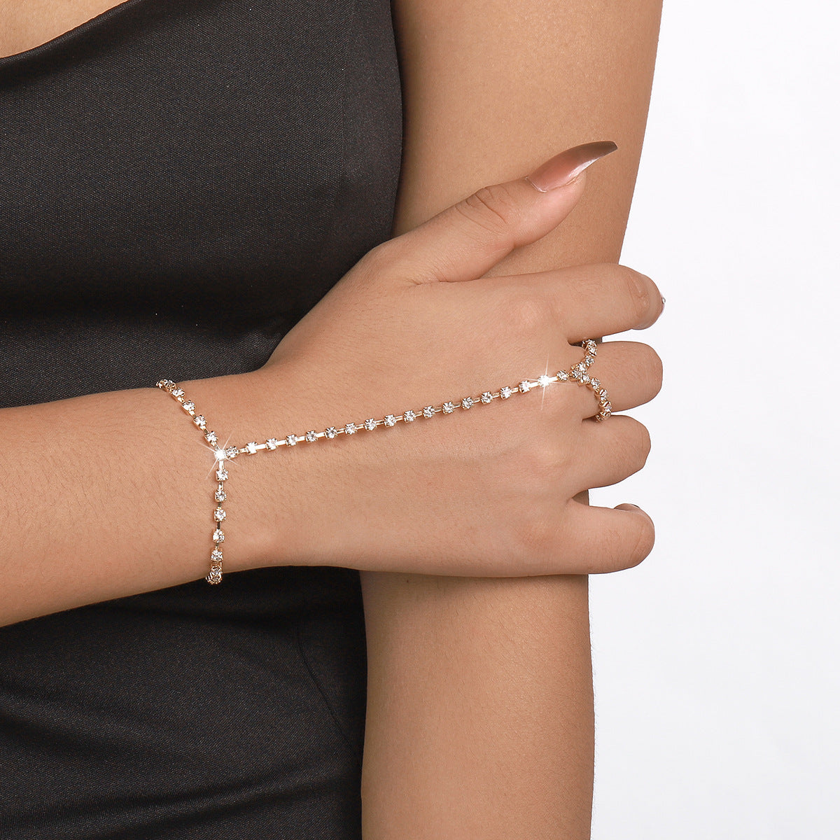 Bracciale e Anello da Donna Minimalista Elegante Geometrico con Strass Incastonati e Catena a Cavo