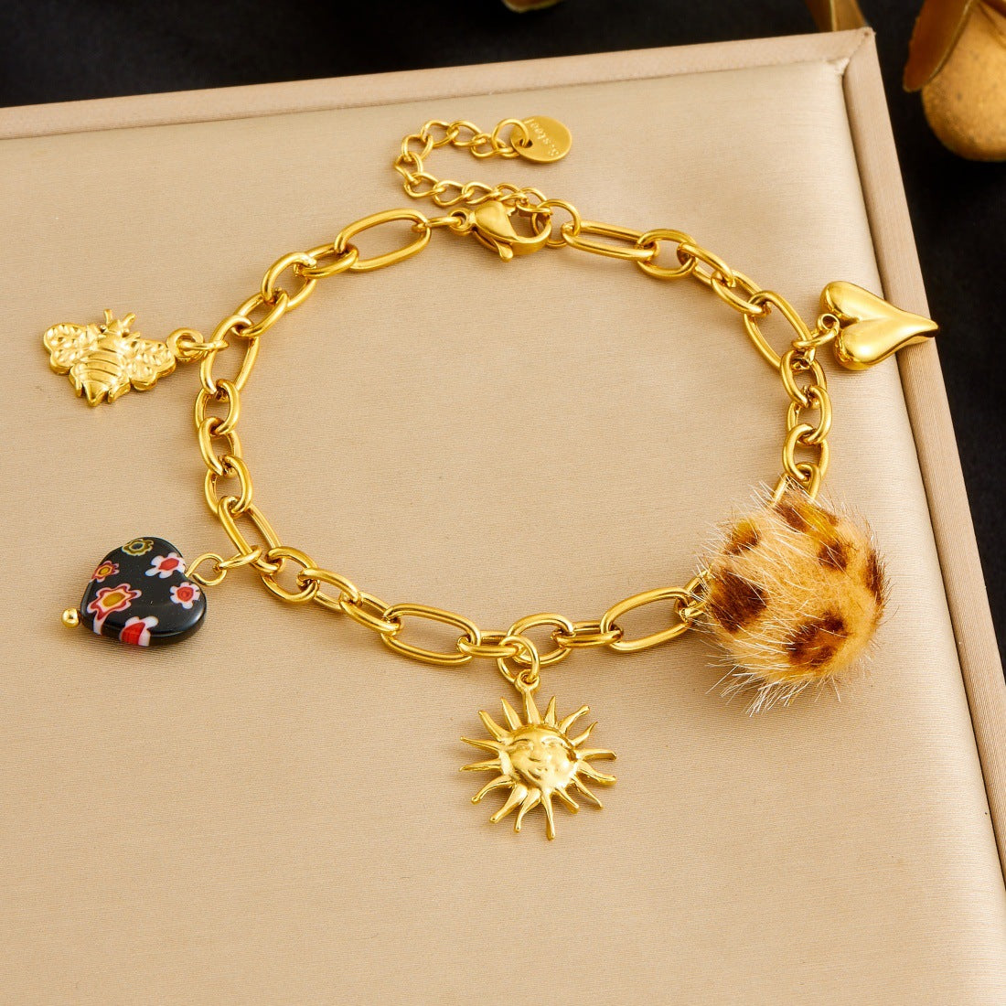 Vintage Leopard Print Floral Heart Round Gold Plated Stainless Steel Bracelet