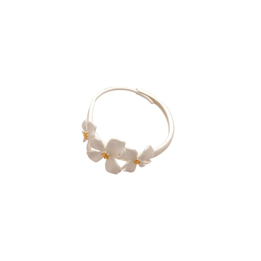 Anello Aperto Floreale Elegante da Donna Realizzato in Rame con Finitura Placcata, Ideale per l'Uso Quotidiano e per Essere Indossato Insieme ad Altri Anelli