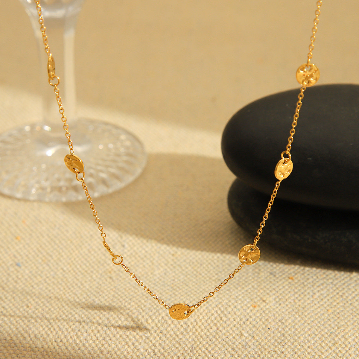 Minimalist 18K Gold Plated Hammered Geometric Round Stainless Steel Necklace for Women