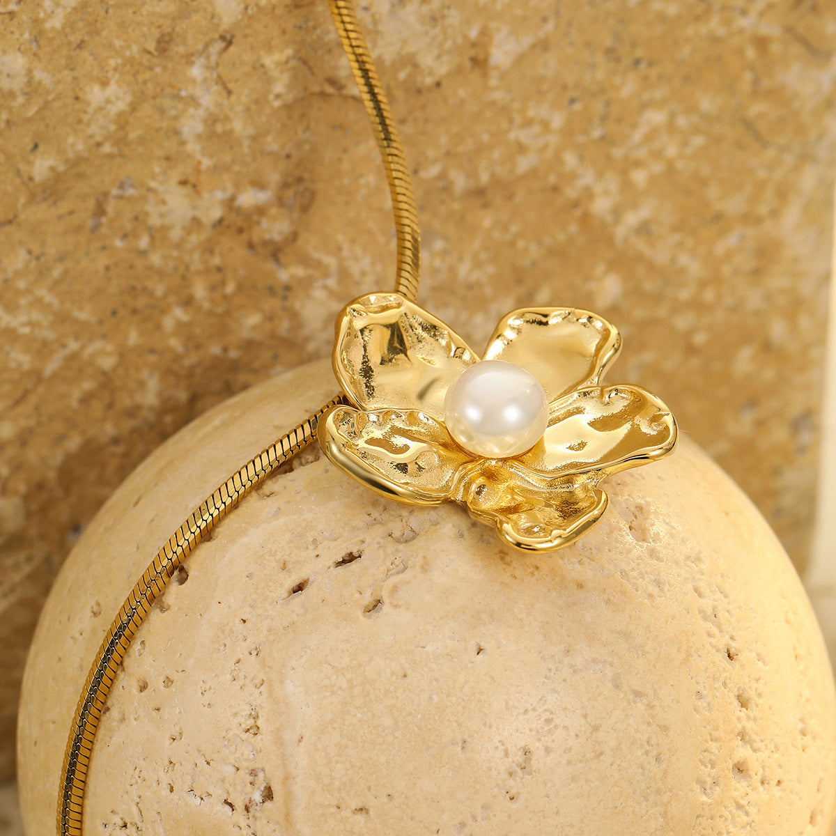 Fashion 18K Gold Plated Stainless Steel Floral Geometric Pendant Necklace Snake Chain for Women