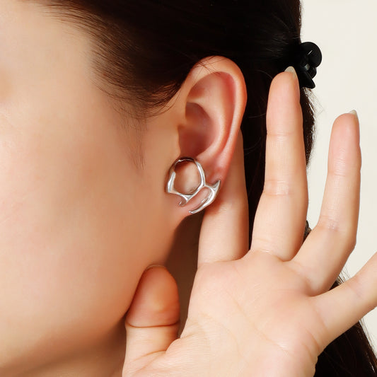 Orecchini a Cerchio Minimalisti Geometrici in Lega con Finitura Placcata, Design Astratto Ispirato alla Luna per Donna