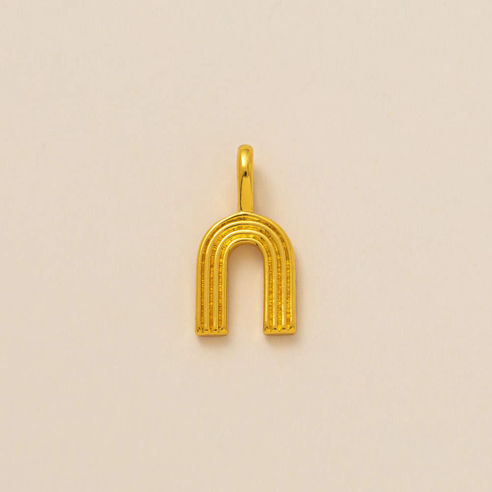 Luxury Casual Heart Shaped Floral Pattern 18K Gold Plated Brass Pendant Charm Bar for Unisex