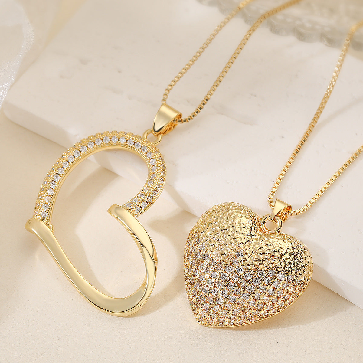 Minimalist 18K Gold Plated Brass Hollow Heart Cubic Zirconia Pendant Necklace for Women