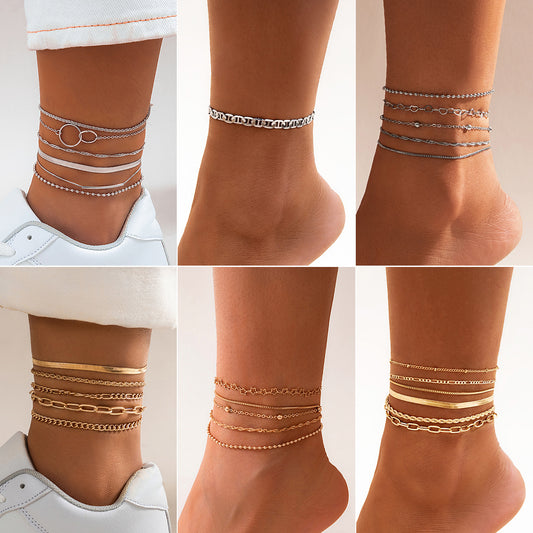 Tobillera minimalista de corazón con diamantes de imitación para mujer con cadena de serpiente de metal