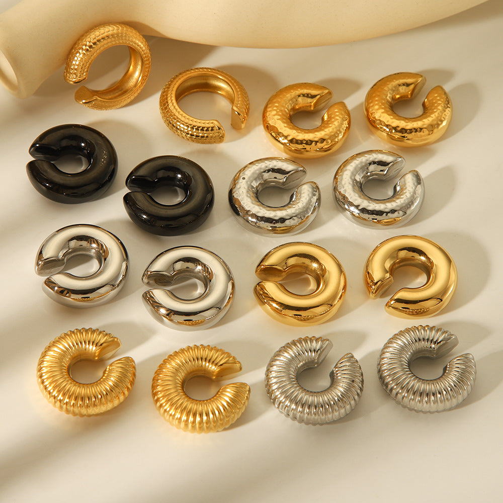 Geometric Hollow Ear Clip for Women in Stainless Steel with Gold Plating and Hammered Texture
