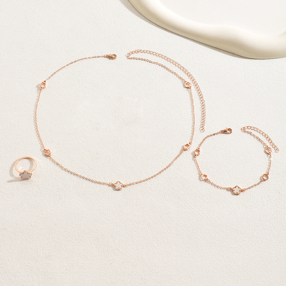 Minimalist Plum Blossom Necklace Set with Alloy Pendant and Enamel Finish for Women