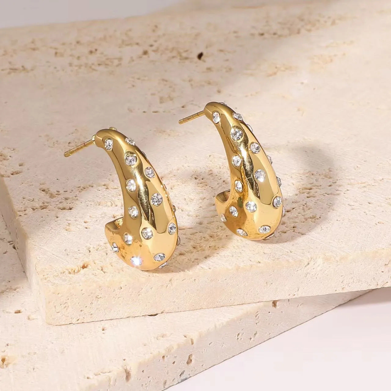 Vintage Minimalist Geometric Stainless Steel Plated Pearl Earrings