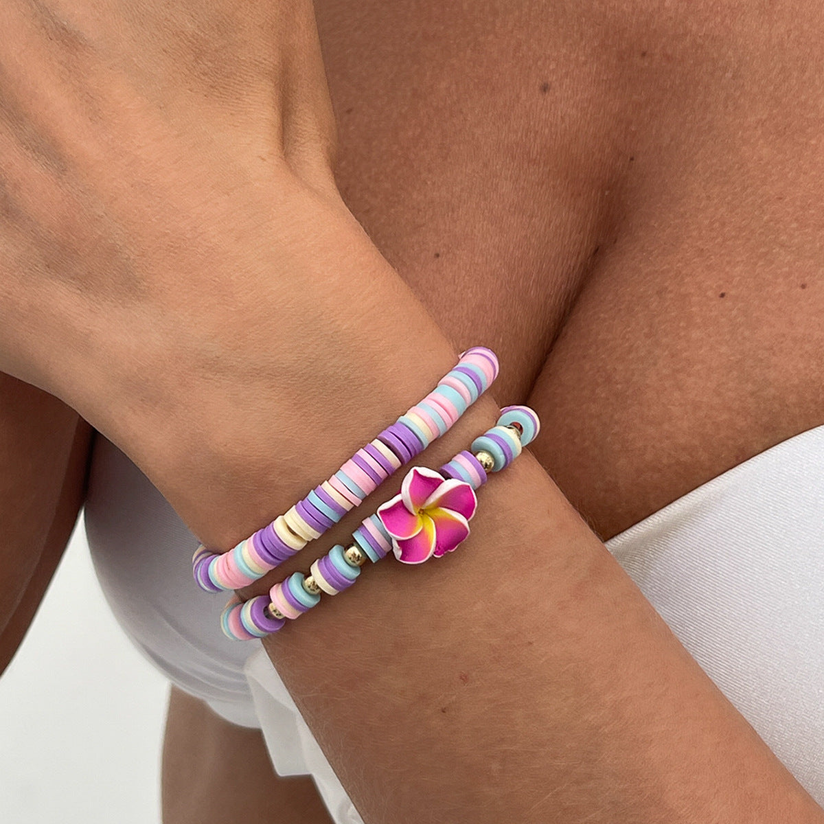 Pulsera de arcilla polimérica floral fresca y dulce con cuentas coloridas para vacaciones en la playa