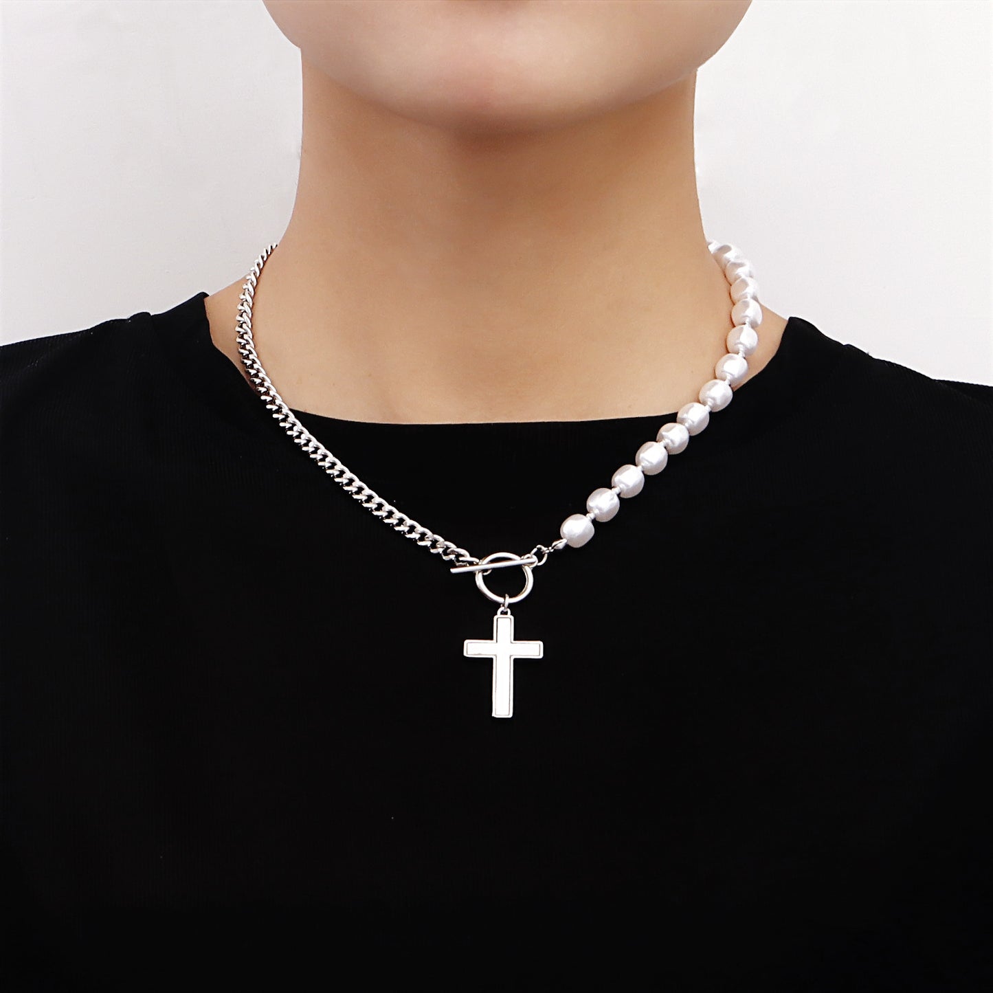 Minimalist Geometric Cross Pendant Necklace in Alloy with Electroplated Finish for Women