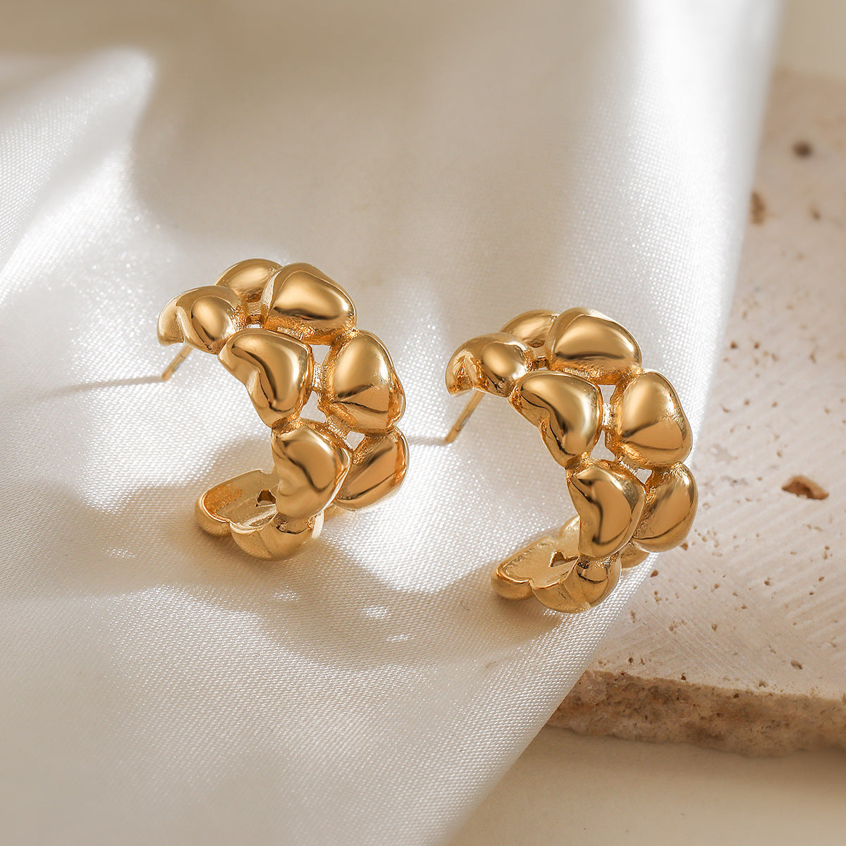 Minimalist Heart-Shaped Gold-Plated Stainless Steel Earrings for Women with C-Shape Design