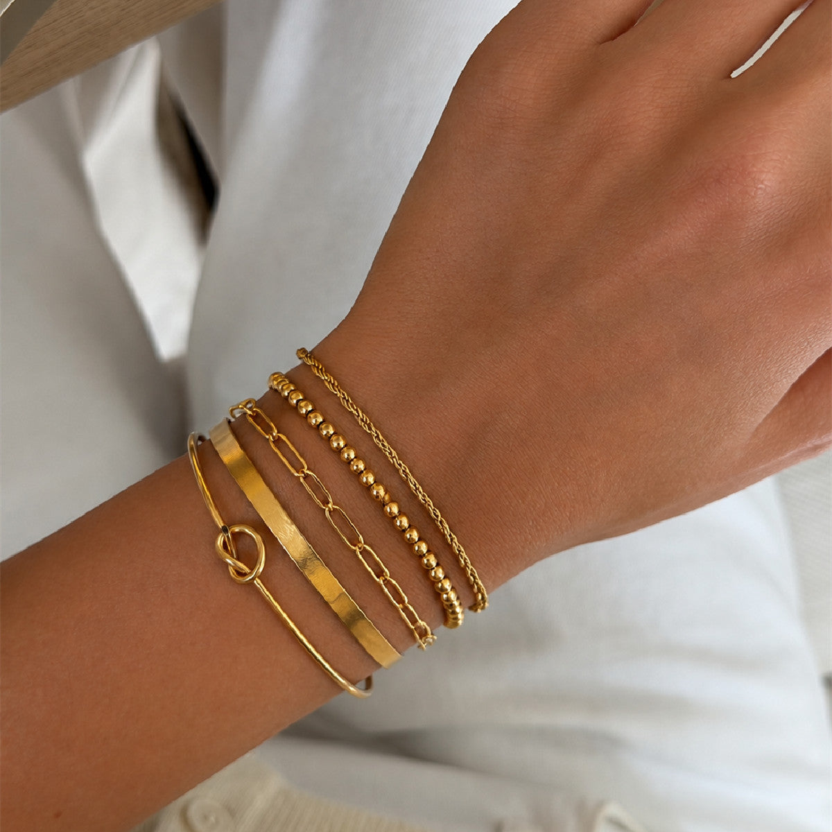 18K Gold Plated Polished Geometric Knot Open Cuff with Rope Chain Stainless Steel Bracelet for Women