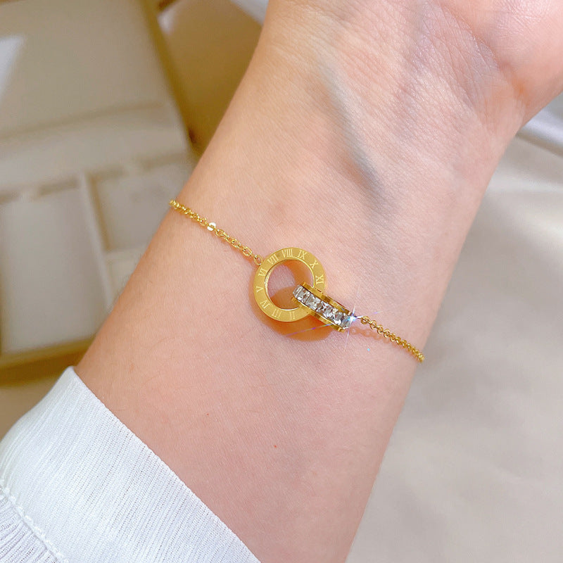 Braccialetto Minimalista in Acciaio al Titanio con Numeri Romani e Strass per Donna, Catena a Serpente Placcata Ipoallergenica