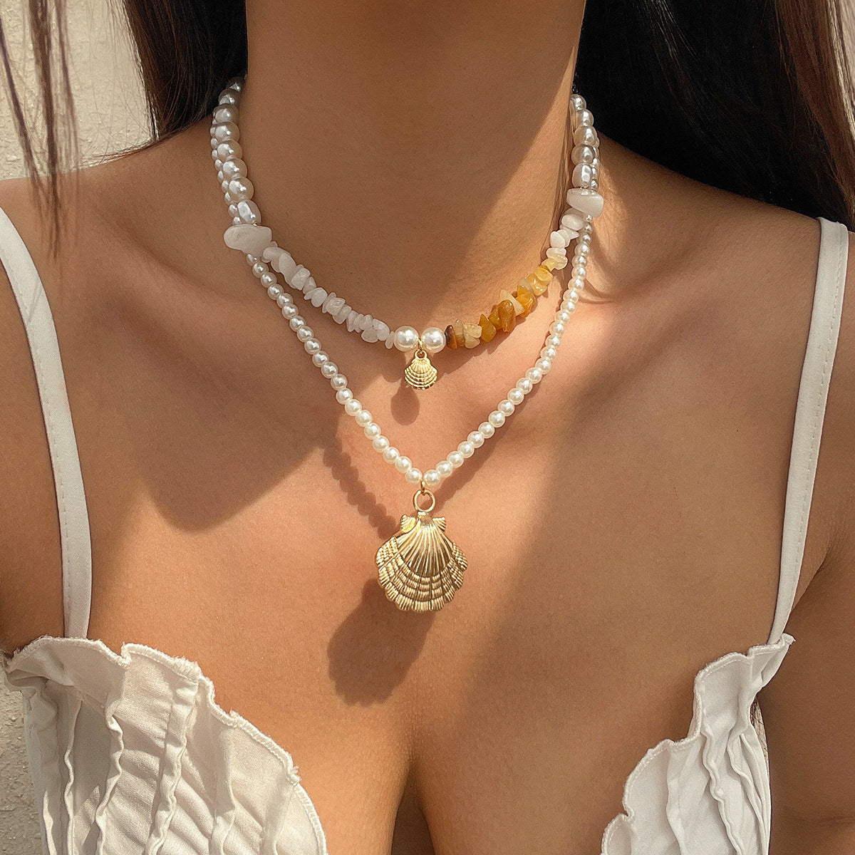 Collana con Pendente Guscio Marino e Stella Marina Boho Chic con Dettagli Nappa, Collana in Lega Multistrato con Finitura Placcata per Donne