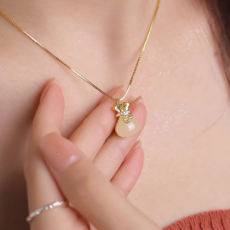Minimalist Irregular Shape Titanium Steel Pendant Necklace for Men with Plated Finish Locket Chain