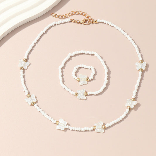 Juego de collar con cuentas de cristal con forma de mariposa para niñas con cadena de cuentas redondas, joyería de estilo princesa minimalista
