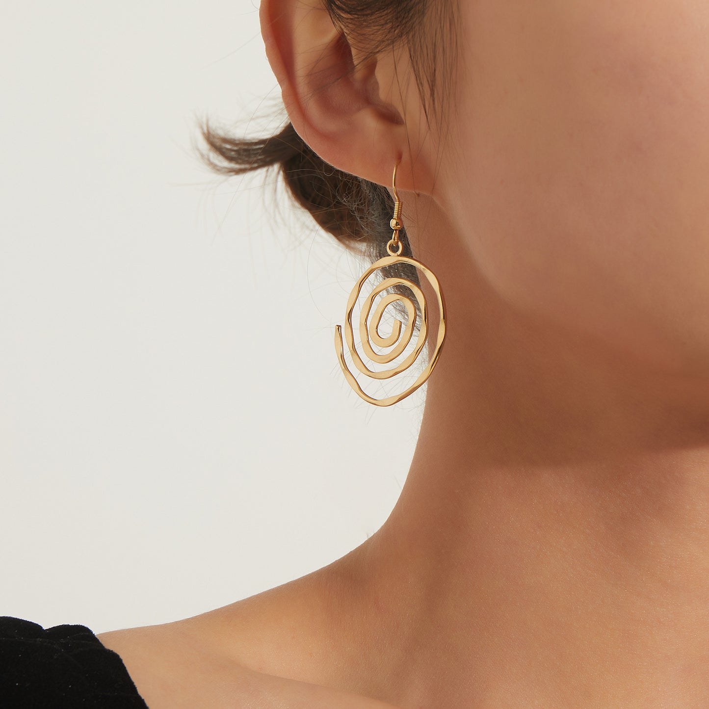 Fashionable Hollow Circular Spiral Earrings for Women in Alloy with Plated Finish