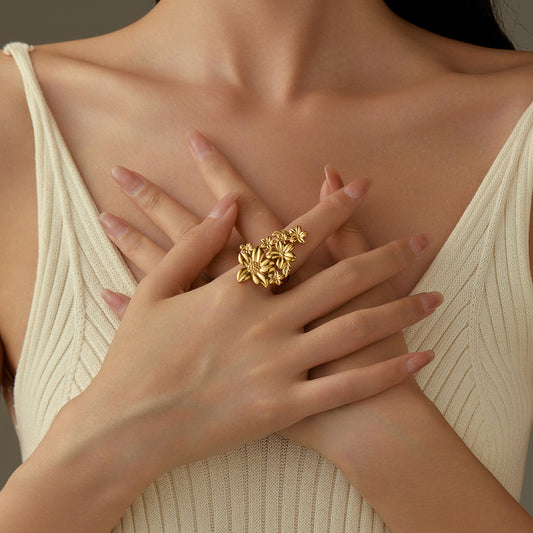 Vintage French Palace Style Hollow Flower Ring for Women in Stainless Steel with Gold Plating