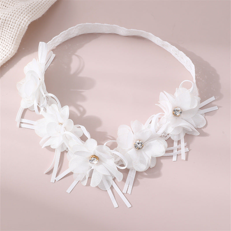 Set di Graziosi Cerchietti Minimalisti per Bambini con Cinque Fiori in Chiffon Bianco