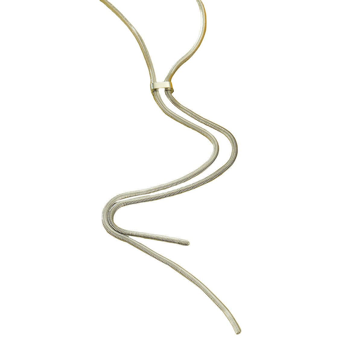 Collana con Pendente a Catena Serpente in Acciaio Inossidabile Minimalista e alla Moda con Dettaglio Nappa da Donna