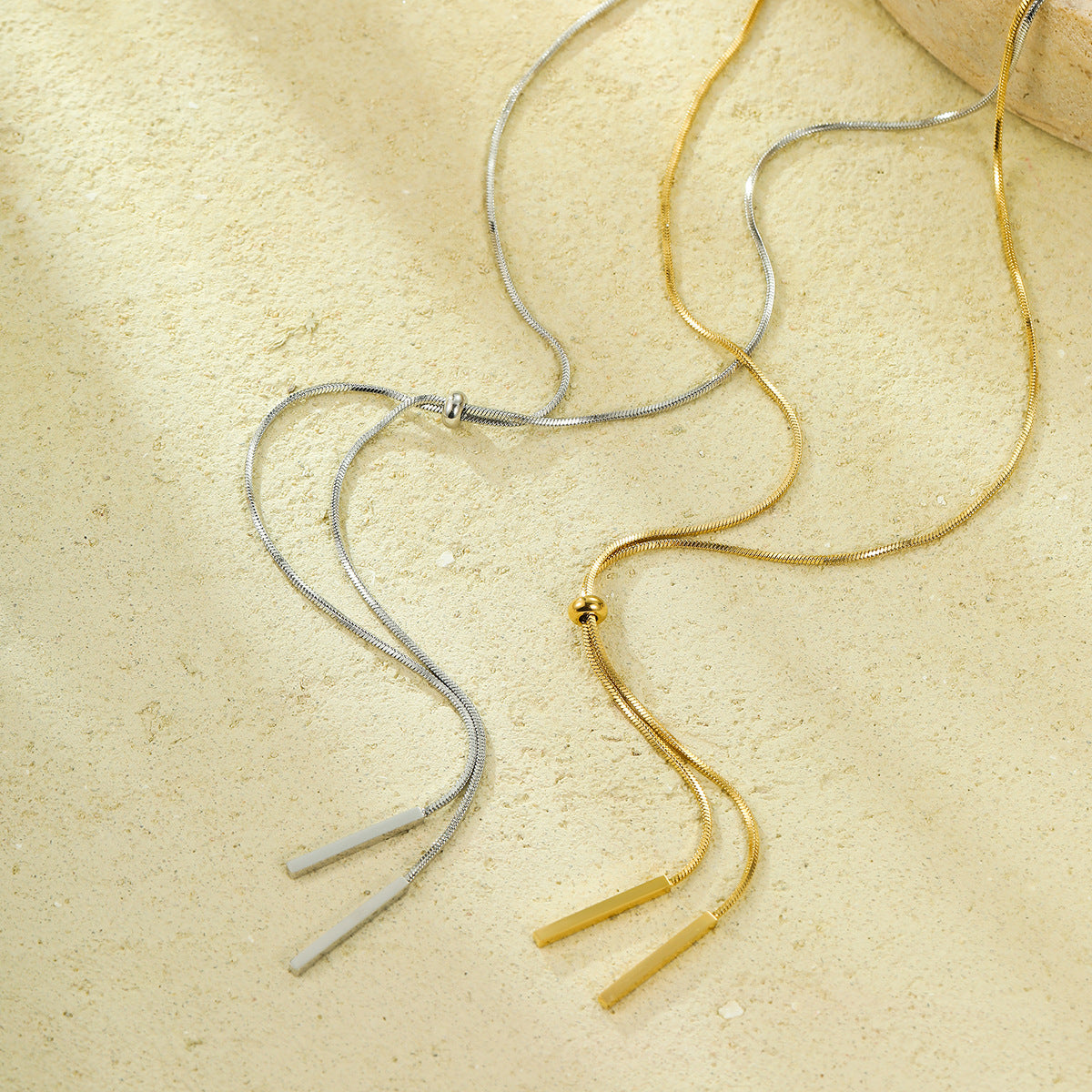 Collana a Catenina Sottile Regolabile da Donna Placcata Oro 18K in Acciaio Inossidabile
