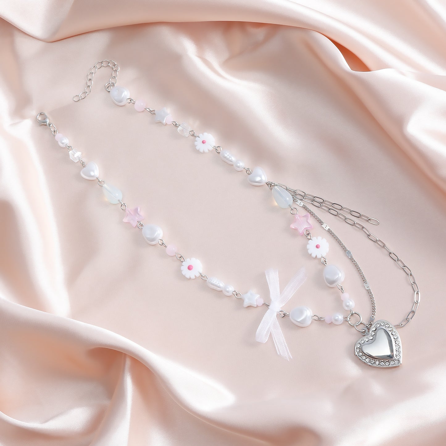 Sweet Forest-Inspired Heart Pendant Necklace in Alloy with Plated Finish for Women