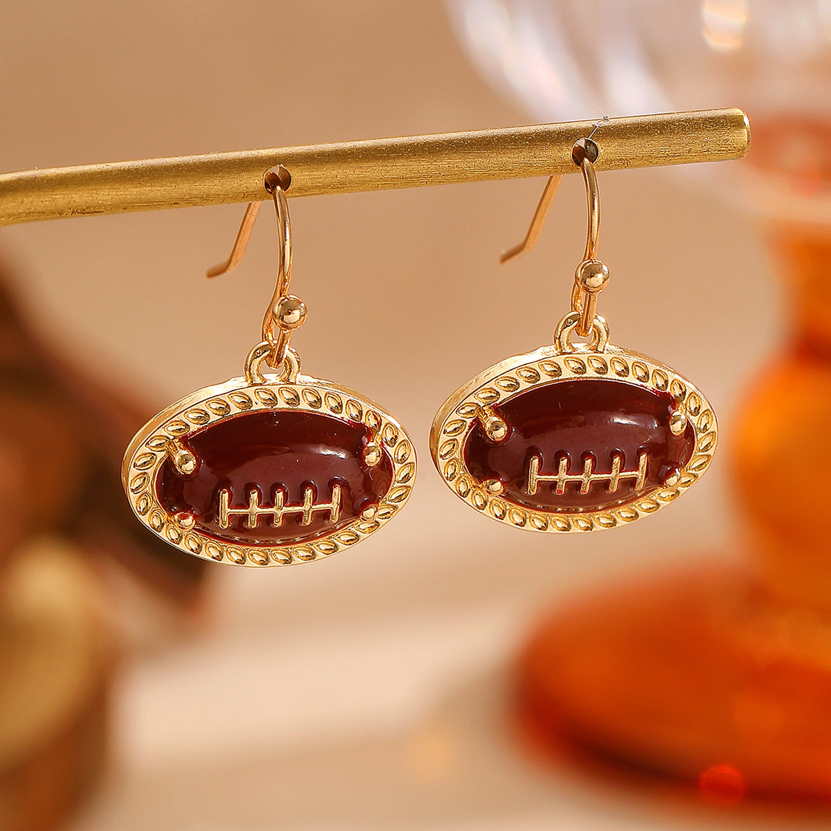 Set di Collana, Bracciale e Orecchini con Pendente a Sfera in Lega di Zinco Placcata Sportiva e Perle per Donna