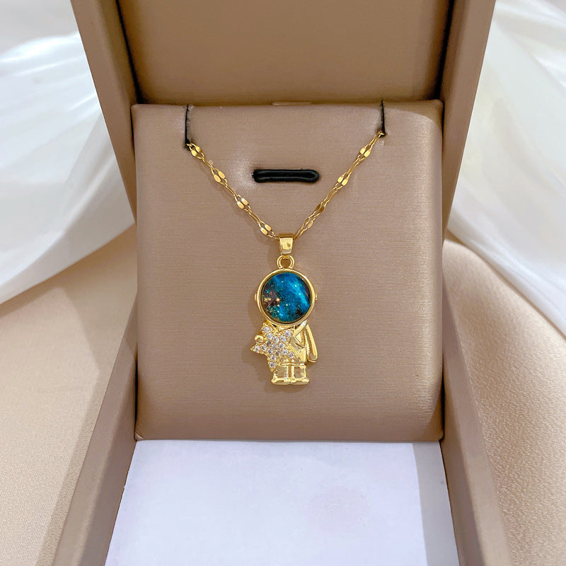 Collana Minimalista a Stella in Acciaio al Titanio con Intarsio di Strass per Donne e Uomini, Ciondolo Regolabile a Tema Astronauta su Catena in Acciaio Inossidabile