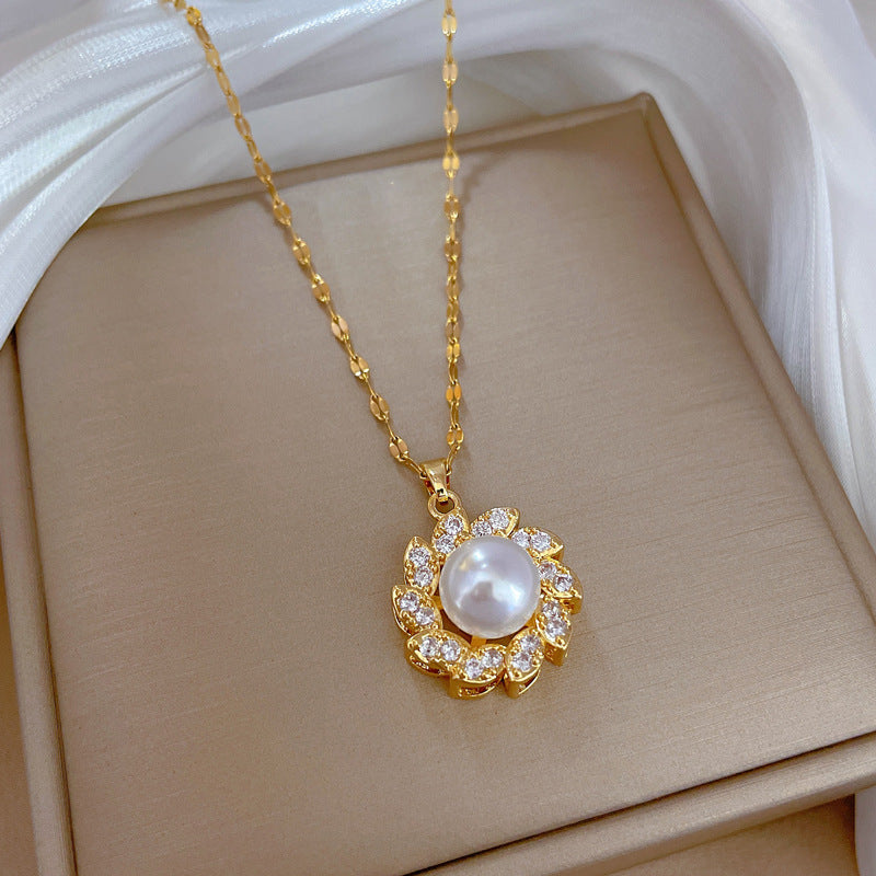 Collana con ciondolo floreale di perle in acciaio al titanio di lusso per donna con strass, catena clavicola minimalista