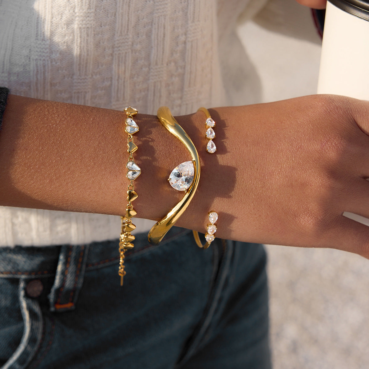 Elegant Heart Geometric Rhinestone Plated Stainless Steel Bracelet for Women