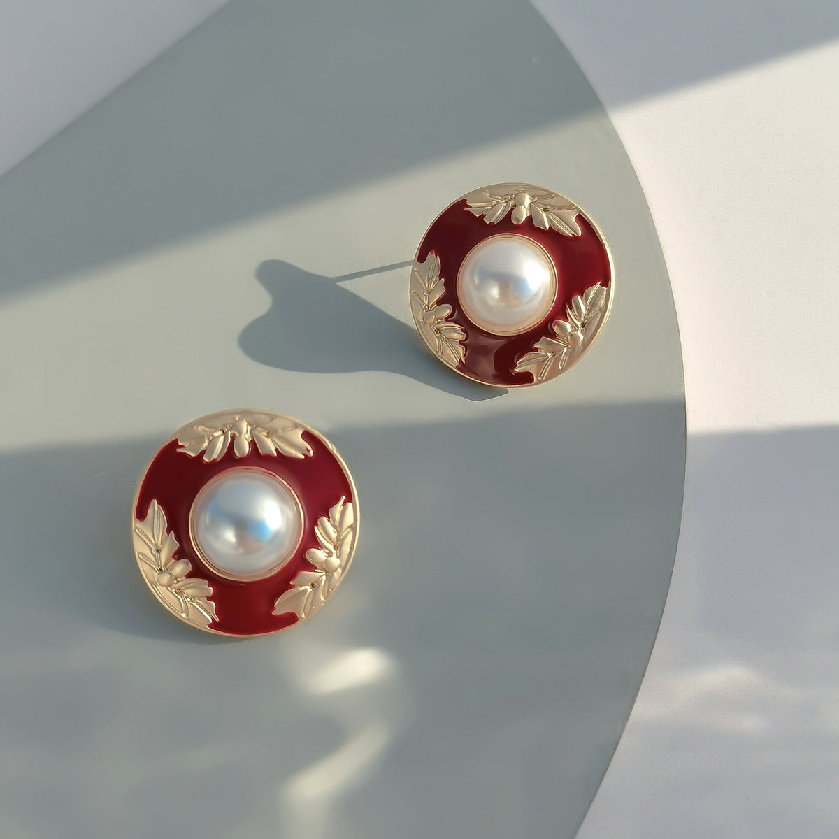 Vintage Baroque Heart Square Alloy Drip Oil Imitation Pearl Earrings