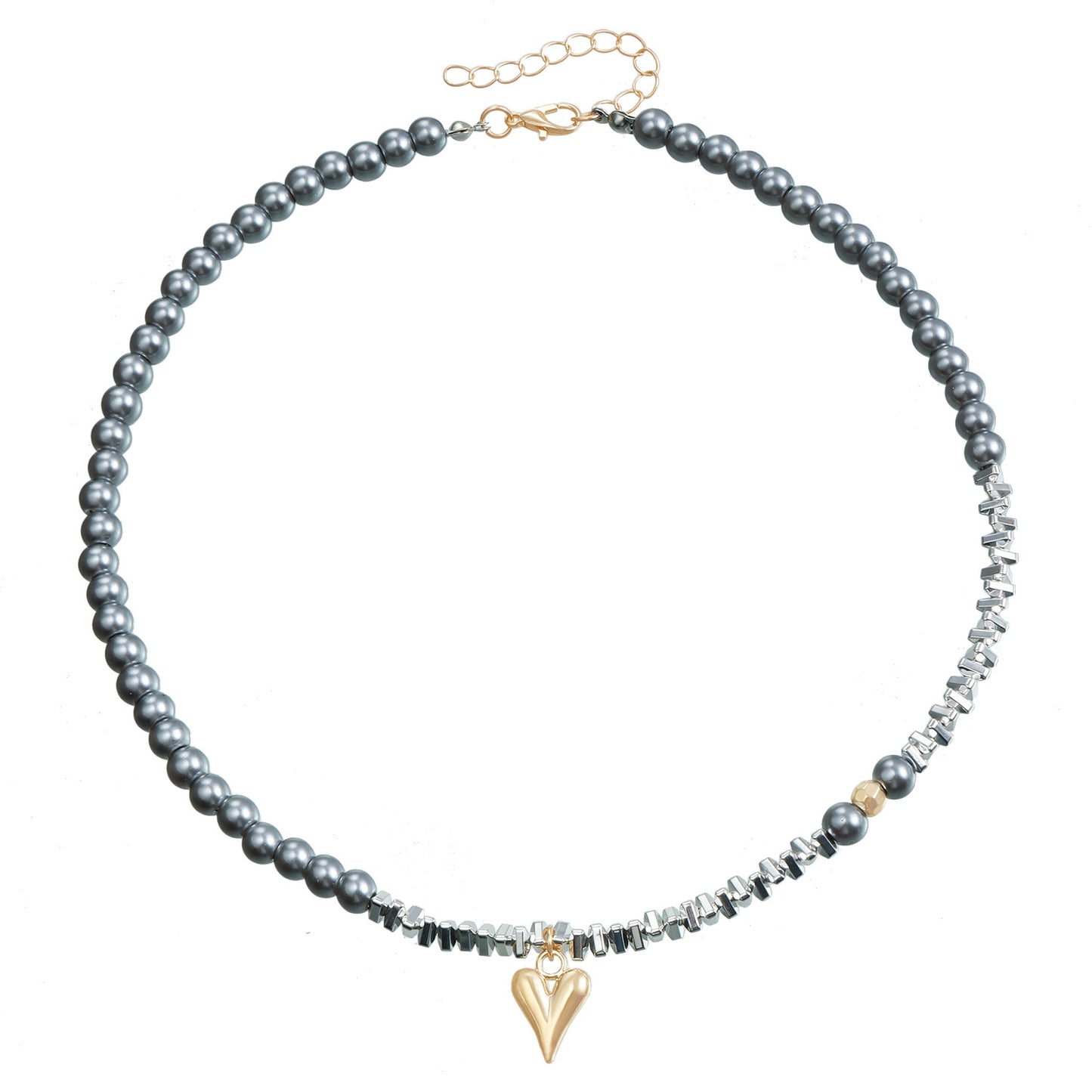 Minimalist Heart-Shaped Glass Beaded Clavicle Necklace for Women with Electroplated Alloy Pendant
