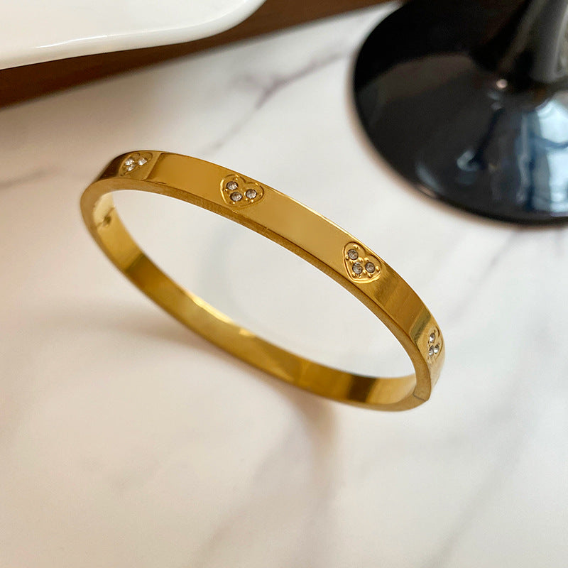 Micro-Inlaid Cubic Zirconia Oval Geometric Titanium Steel Plated Bracelet for Women