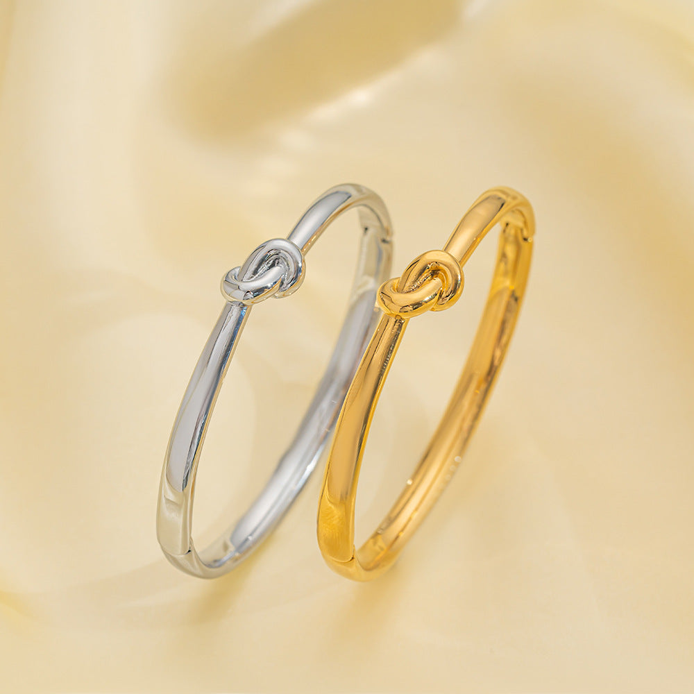 Minimalist Elegant Knoted Heart-Shaped Stainless Steel Bracelet with Vacuum Plating for Sensitive Skin