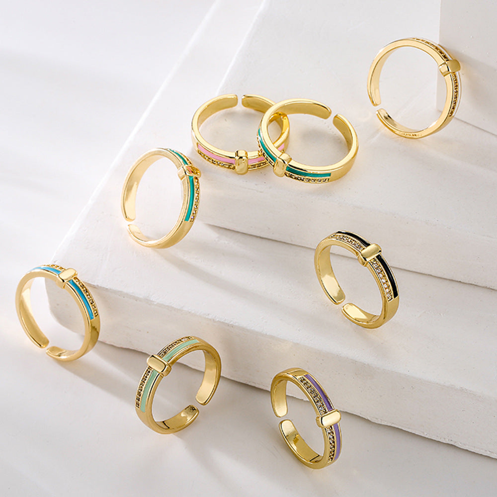 Anello minimalista geometrico in rame con placcatura in oro vero e accenti di zirconi smaltati da donna