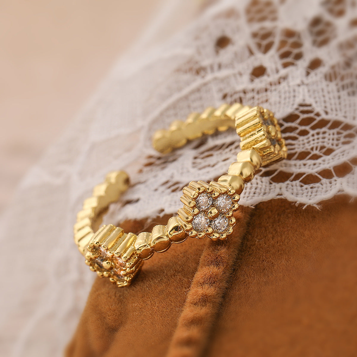Minimalist Geometric Open Ring for Women Made of Brass with 18K Gold Plating and Zircon Inlay