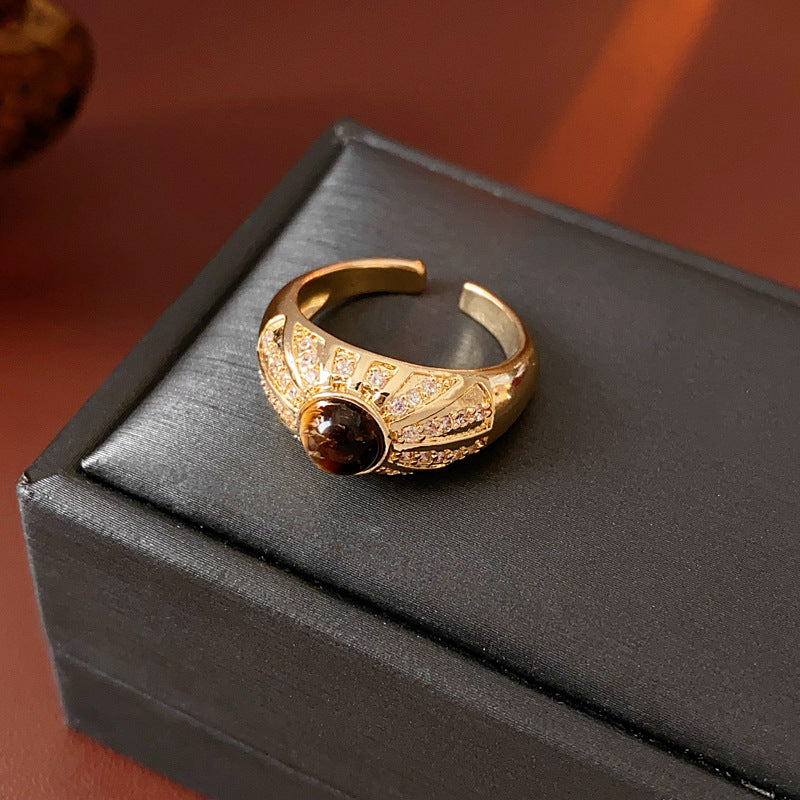 Vintage Geometric Open-Finger Ring for Women with Cubic Zirconia Inlay and Copper Band, Luxury-Style Hand Jewelry