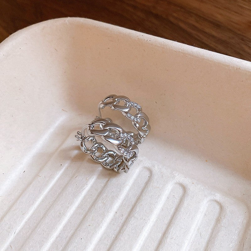 Aretes Geométricos Minimalistas de Cobre con Acabado Chapado para Mujer Pendientes Modernos y Versátiles