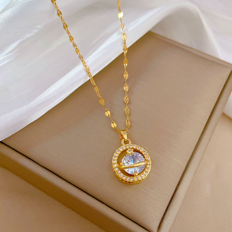Collana con ciondolo geometrico di lusso da donna in acciaio inossidabile con strass catena girocollo in acciaio al titanio
