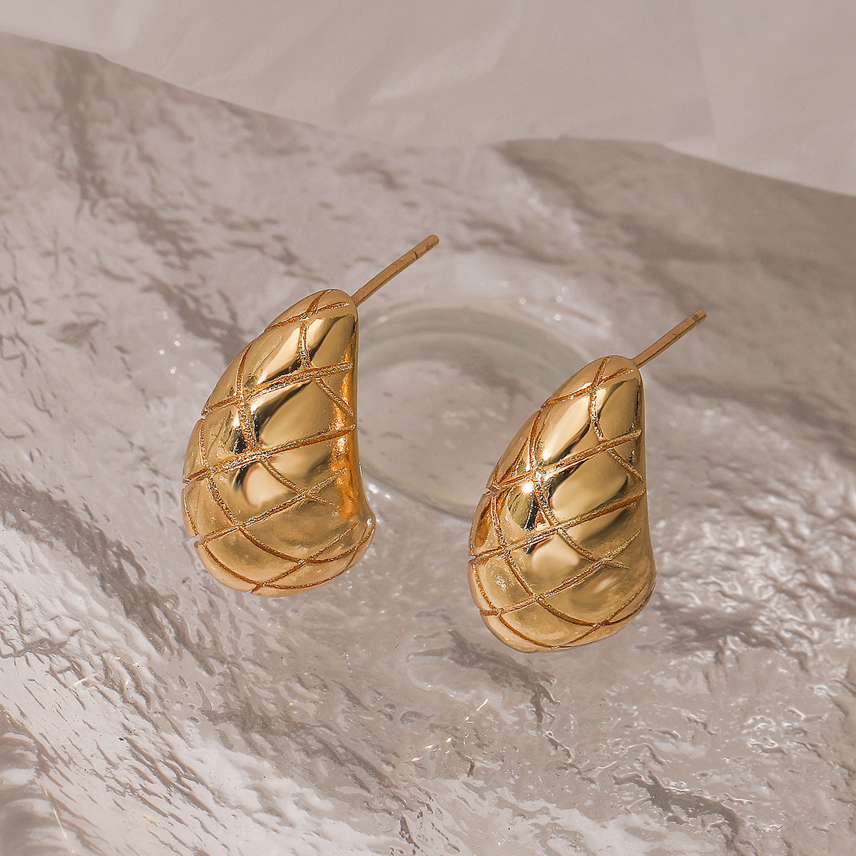 Orecchini da Donna Minimalisti in Rame a Goccia Geometrica con Placcatura in Oro Vero