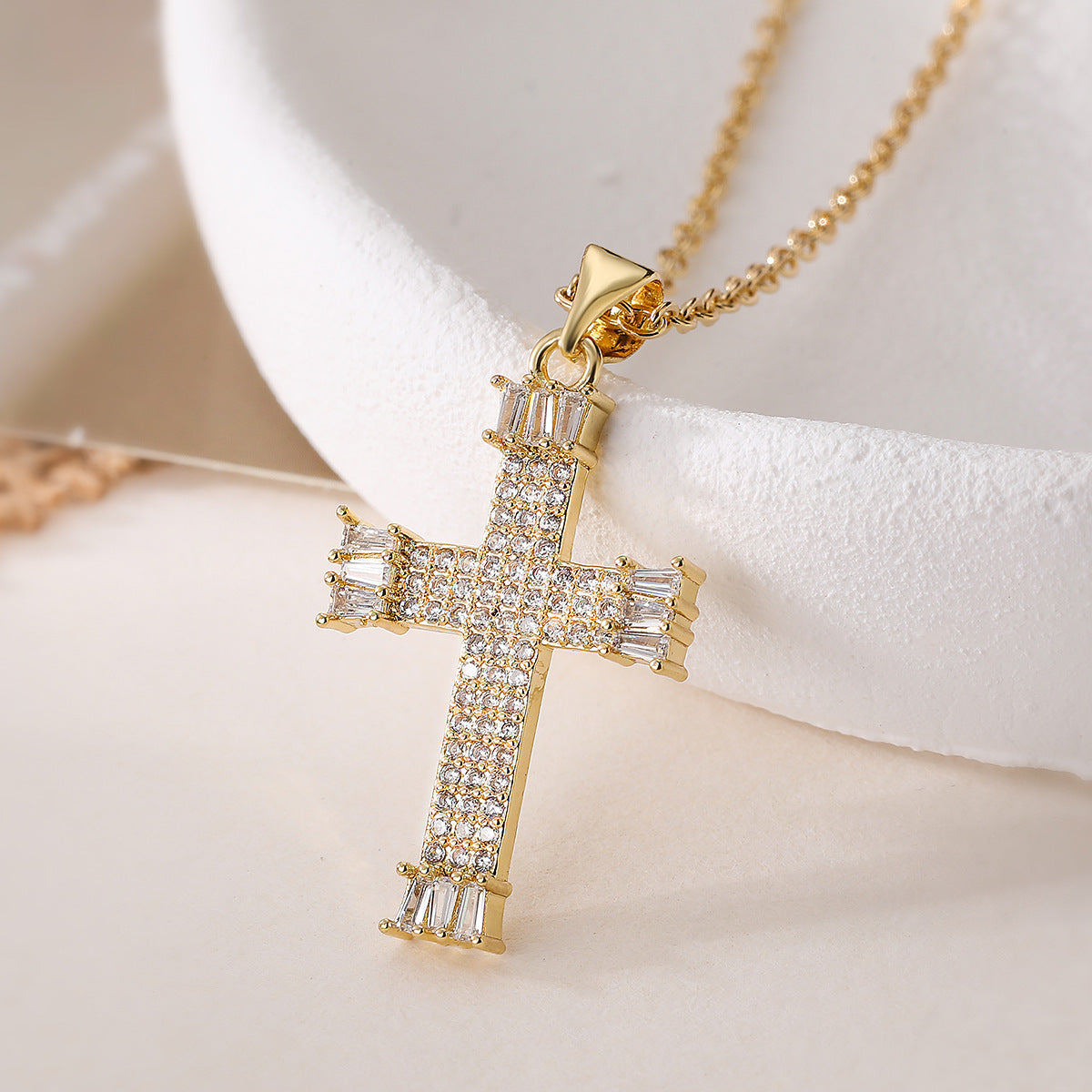 Minimalist Elegant 18K Gold Plated Brass Cross Pendant Necklace with Cubic Zirconia for Women