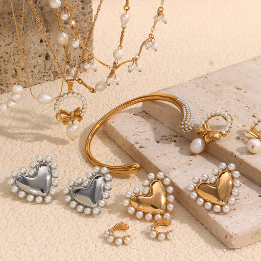 Minimalist Geometric Freshwater Pearl Necklace Set with Stainless Steel Pendant and 18K Gold Plated Snake Chain for Women