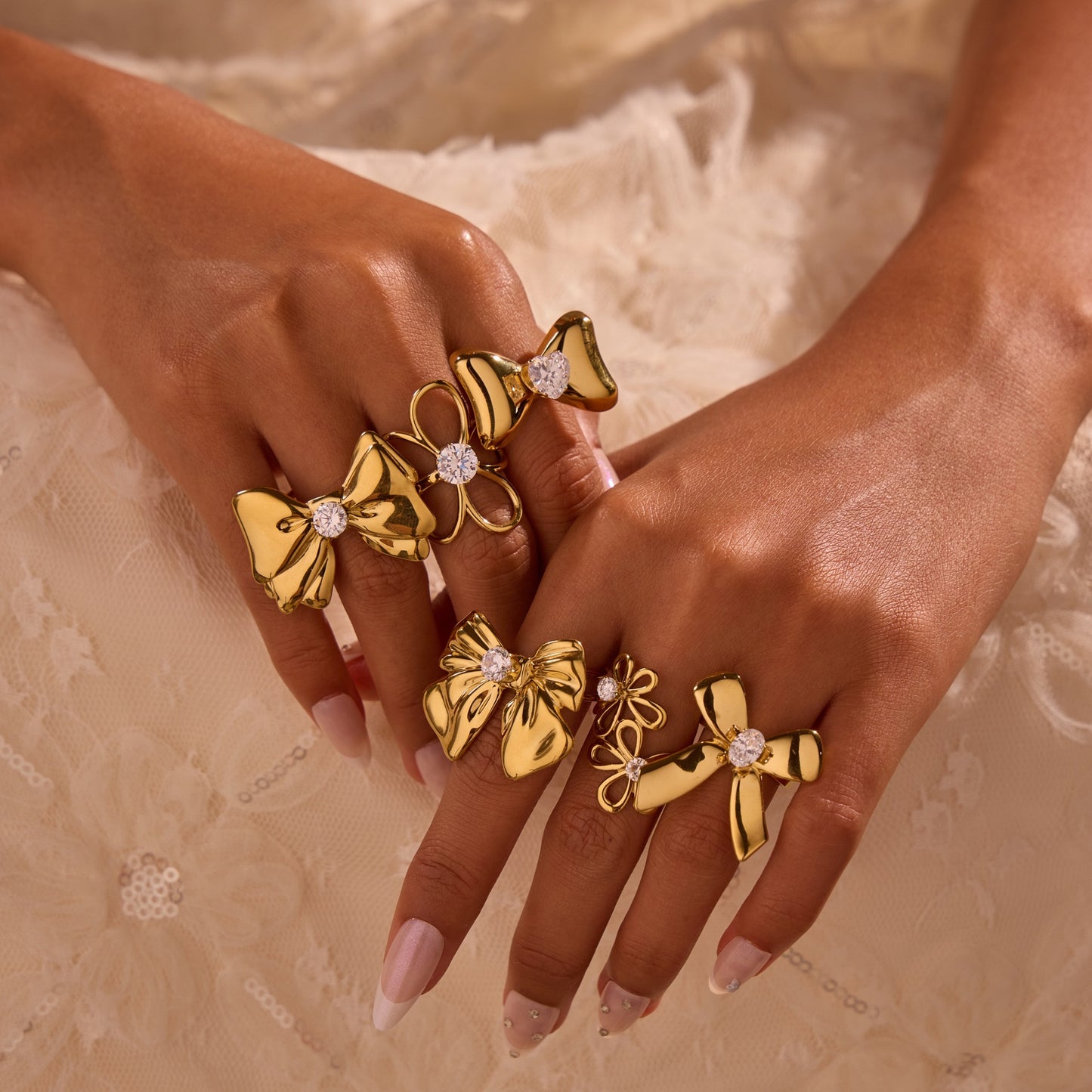 Anillo de Acero Inoxidable con Zirconia en Forma de Lazo, Chapado en Oro de 18K, Ajustable, Abierto, para Mujer