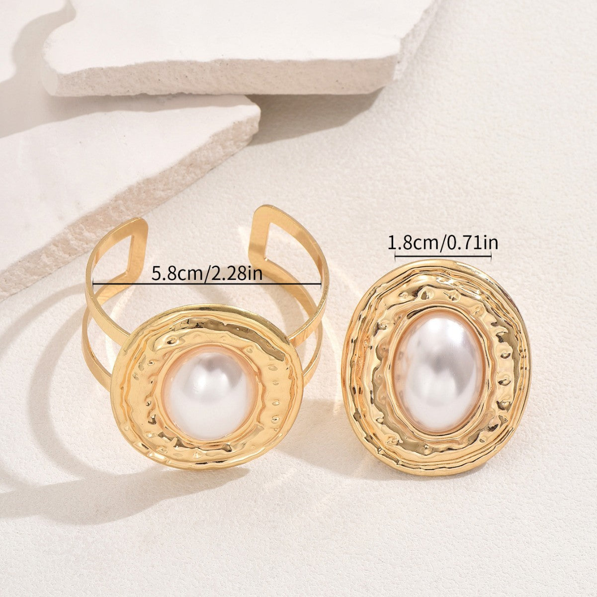 Conjunto de pulsera y anillo de aleación de zinc de moda para mujer con incrustaciones de perlas, formas geométricas circulares, ovaladas y de anillo