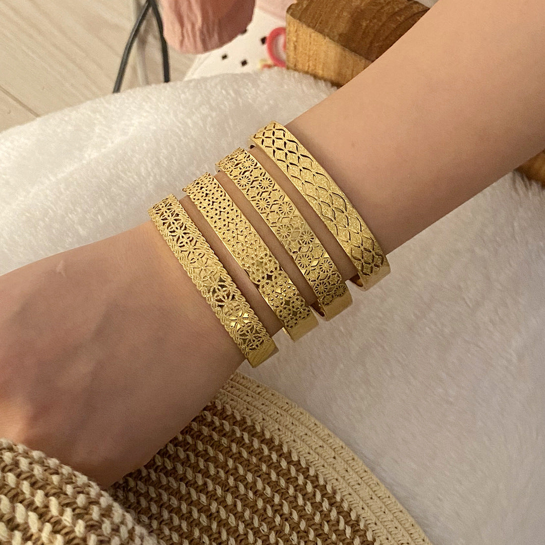 Matte Texture Stainless Steel Bracelet for Women with Plated Finish, Unique and Versatile Fashion Accessory
