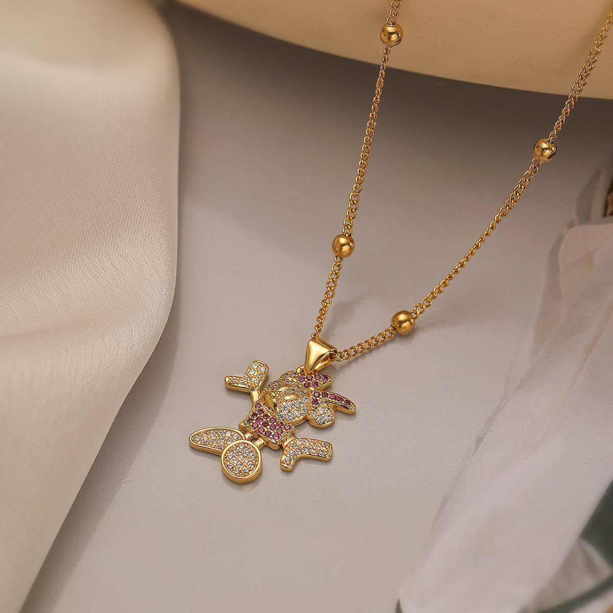 Collana con pendente geometrico irregolare minimalista da donna con placcatura in oro e zirconi