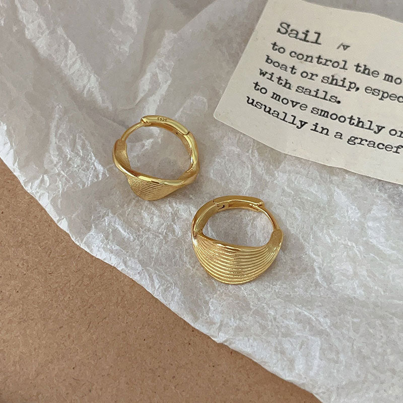 Minimalist Geometric Twisted Ear Studs in 925 Sterling Silver with Gold Plating